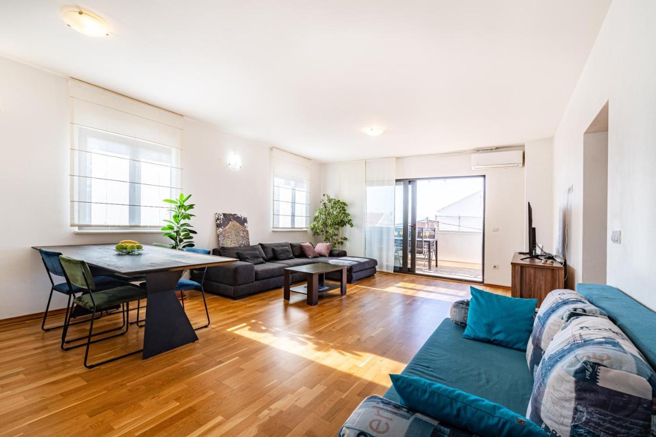 Apartman Eta ザダル エクステリア 写真
