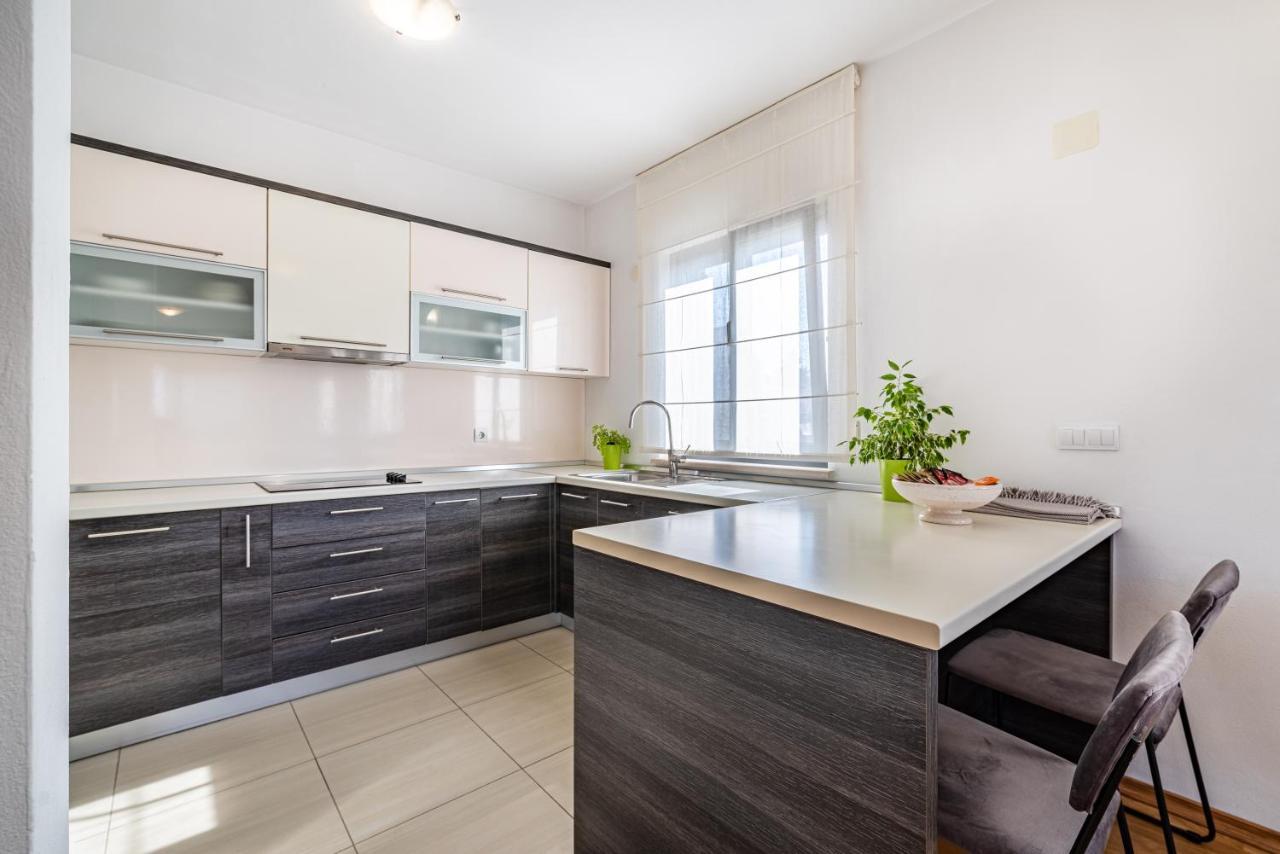 Apartman Eta ザダル エクステリア 写真